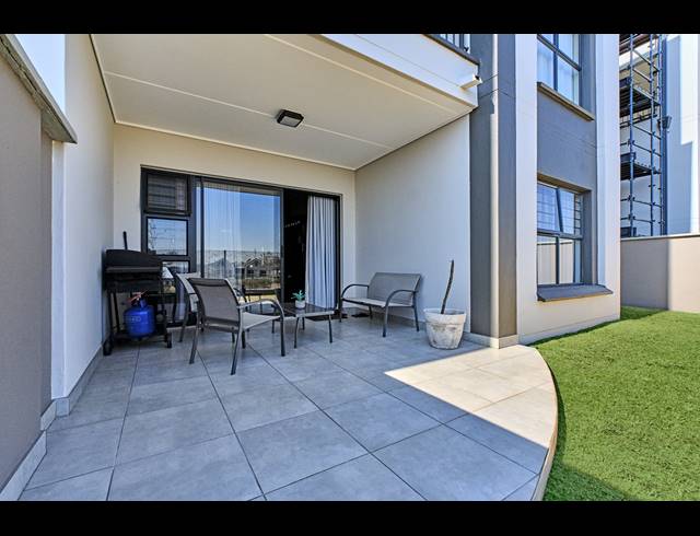 3 BEDROOM APARTMENT FOR SALE IN WATERFALL